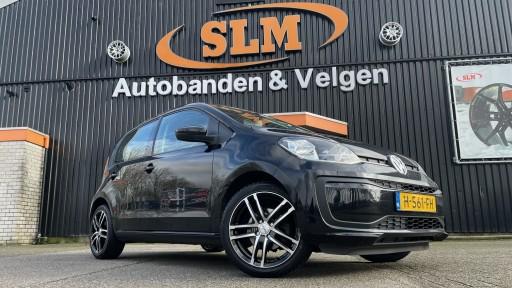 Volkswagen Up met 16 inch Dezent TZ velgen